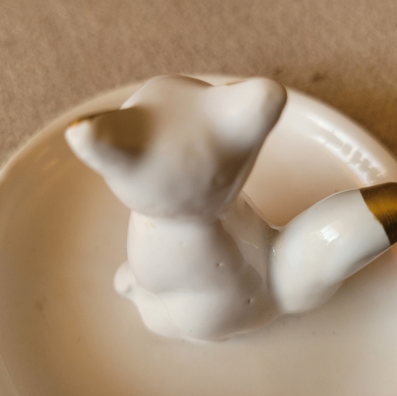 Fox Porcelain Fox Trinket Dish Jewelry Tray Gold and Cream - Picture 3 of 5